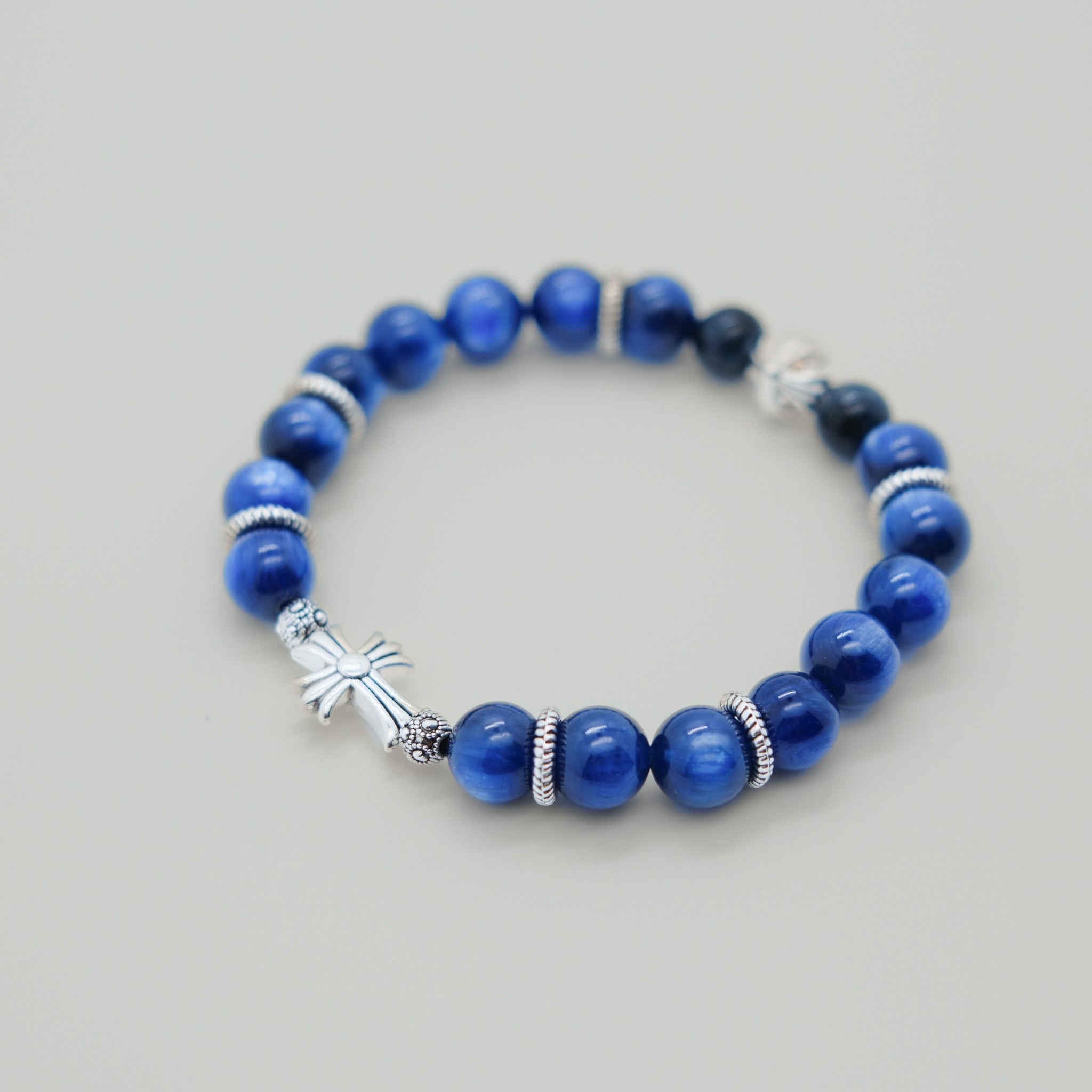 CORE・Kyanite Cross Bracelet
