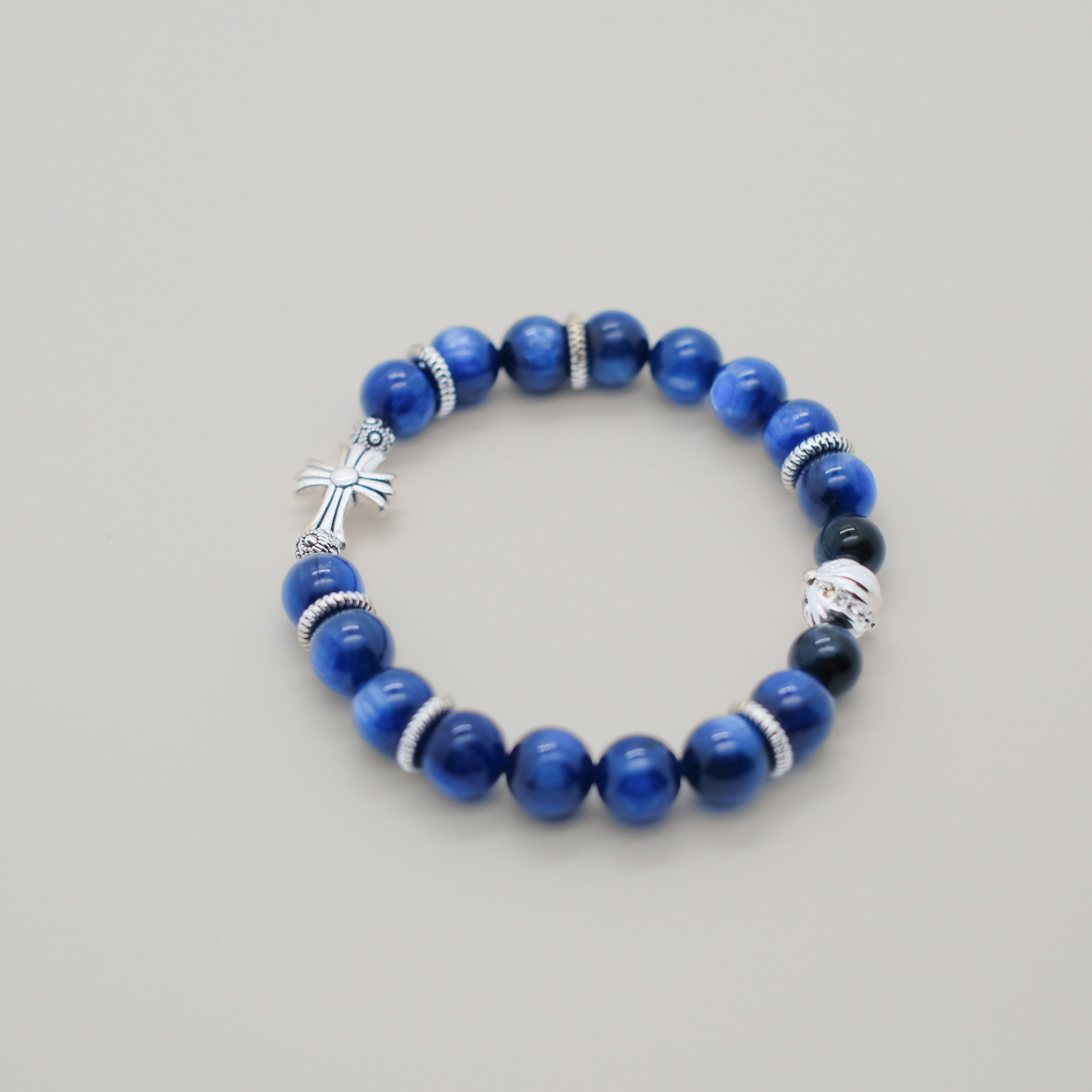 CORE・Kyanite Cross Bracelet